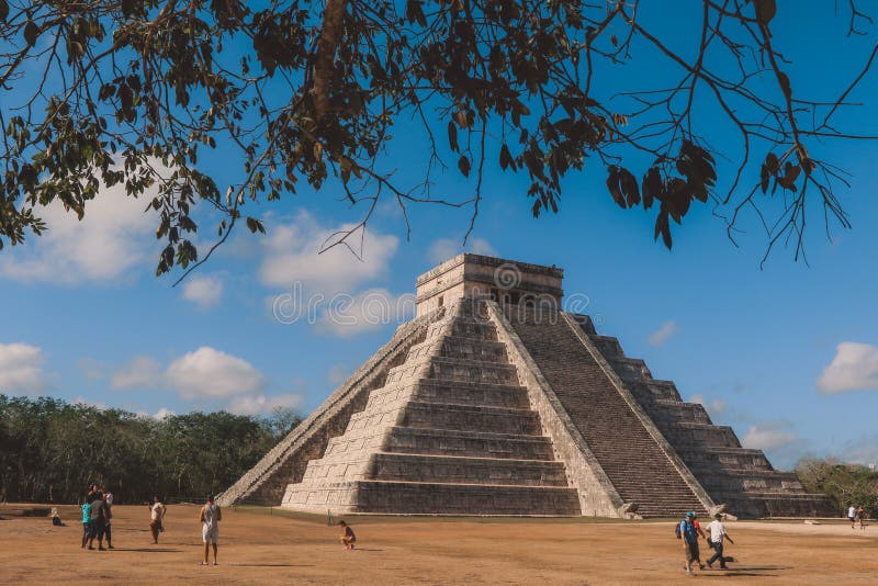 Ancient pre-Columbian Maya civilization Pyramid - Temple of Kukulcán in Chichen Itza royalty free stock photos