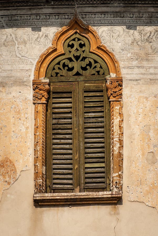 Wallpaper Mural Faux Stone Arch Window Venetian Gondolas Venice Tuscan Italy 