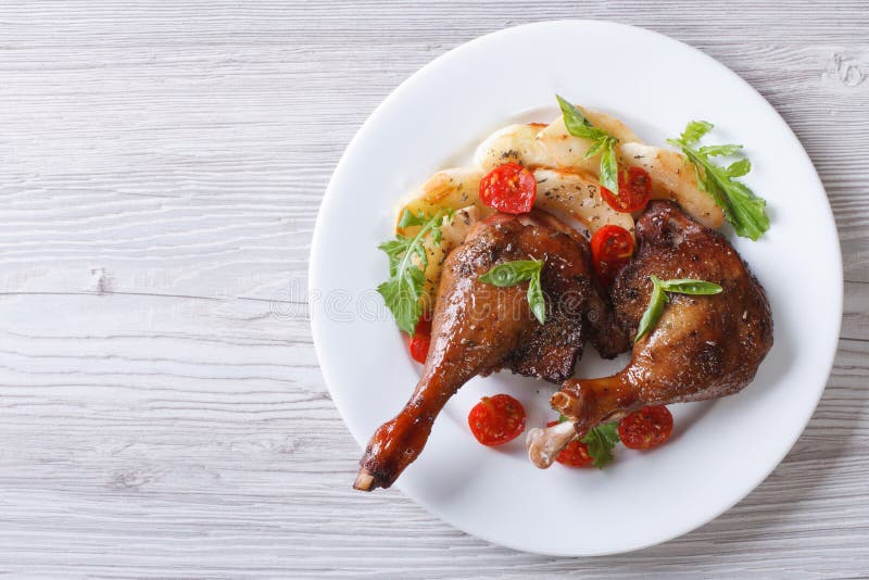 Andben bakade med bästa sikt för äpple- och tomatnärbild fotografering för bildbyråer Andben bakade med bästa sikt för äpple- och tomatnärbild fotografering för bildbyråer