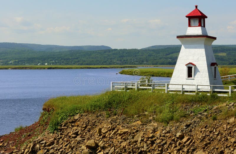 Faro Hueco De Anderson Cerca De La Represa Del Río Shepody En