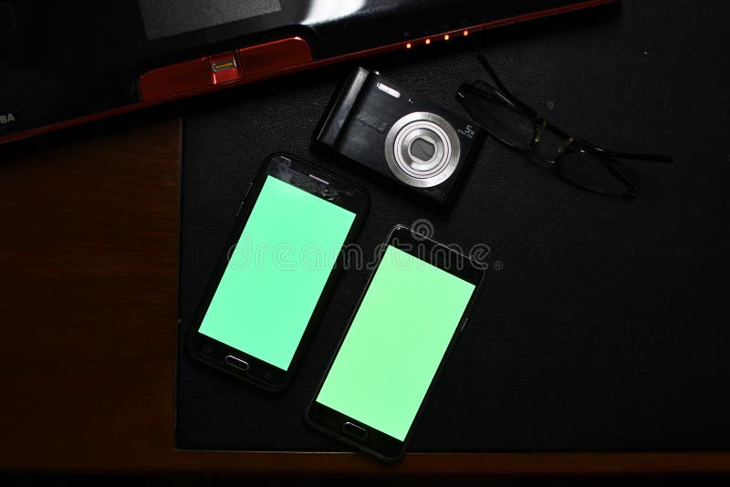 Android Phone with Green Screens Setup Stock Image Image of contract