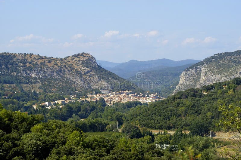 Anduze, французский город Cevennes стоковое фото rf Anduze, французский город Cevennes стоковое фото rf