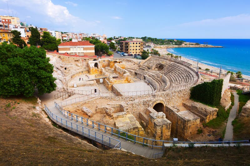 Anfiteatro Romano Antico a Tarragona Fotografia Stock Immagine di pietra, mediterraneo 47392468