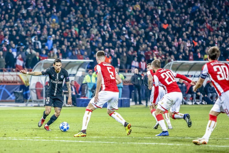 Angel Fabian Di Maria som spelar på en UEFA Champions Leaguematc royaltyfri bild Angel Fabian Di Maria som spelar på en UEFA Champions Leaguematc royaltyfri bild