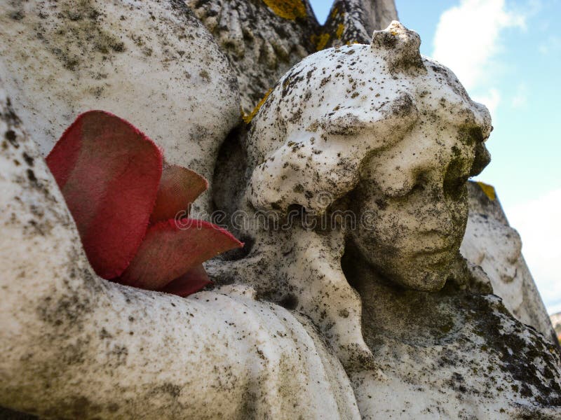 Angel Headstone tallado foto de archivo Angel Headstone tallado foto de archivo