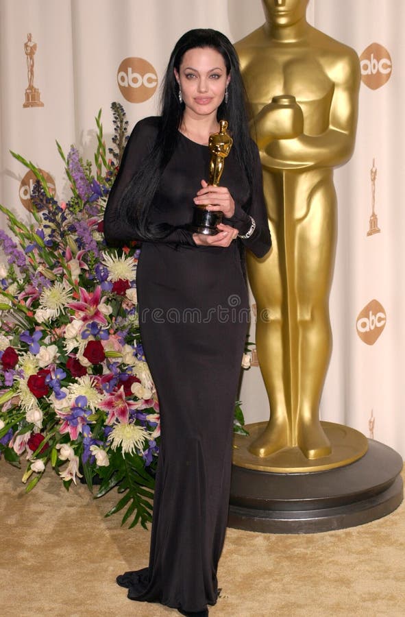 26MAR2000: Best Supporting Actress ANGELINA JOLIE at the 72nd Academy Awards. Paul Smith / Featureflash