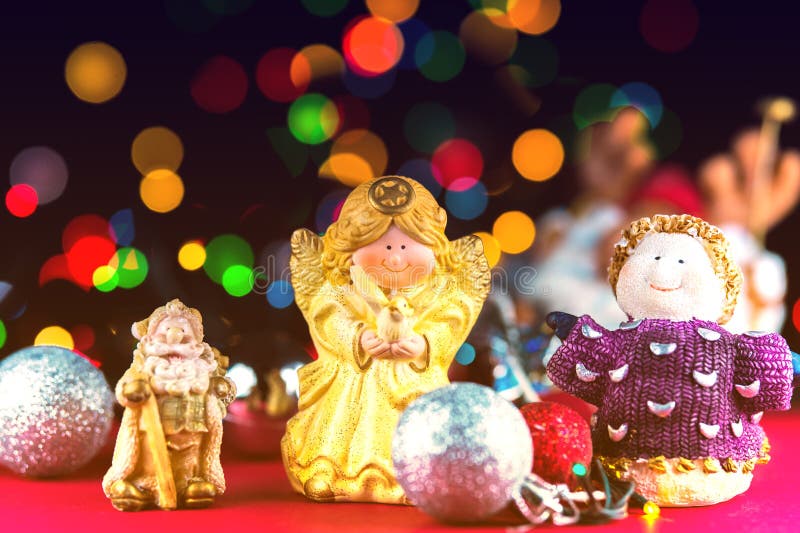 Angelo ceramico di natale bianco immagine stock libera da diritti Angelo ceramico di natale bianco immagine stock libera da diritti