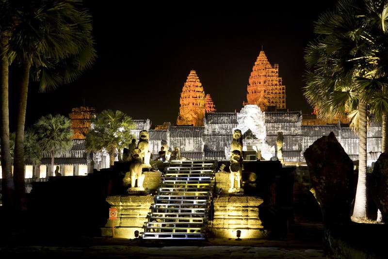 Angkor Wat At Night Stock Image. Image Of Indochina, Kingdom - 8382417