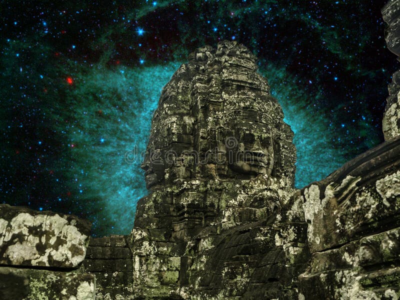 Angkor wat przy nocą z zadziwiającymi kometami Kopie up pył w Helix fotografia stock Angkor wat przy nocą z zadziwiającymi kometami Kopie up pył w Helix fotografia stock