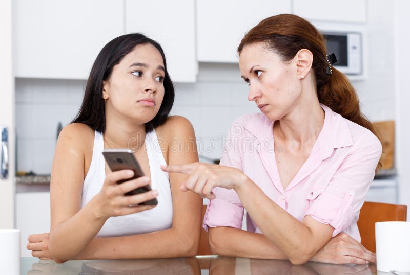Angry Mother With Daughter Stock Image Image Of Online 202963665