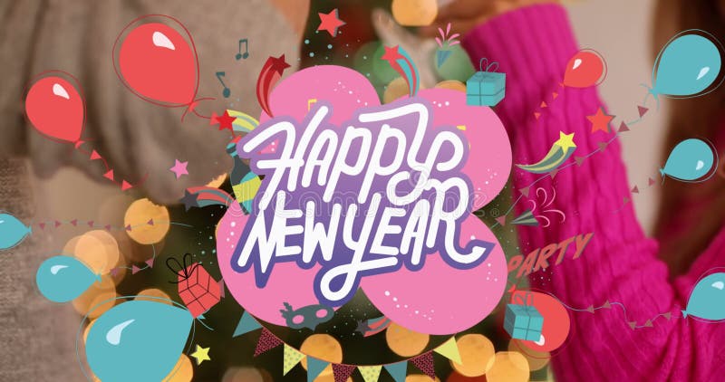 Animatie van de gelukkige tekstbanner voor het nieuwe jaar tegen het midden van het paar die hun drank toasting
