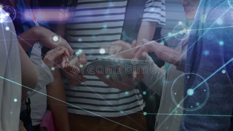 Animation des Netzwerks von Verbindungen über verschiedene Schulkinder und Lehrer mit Tablet stock video footage
