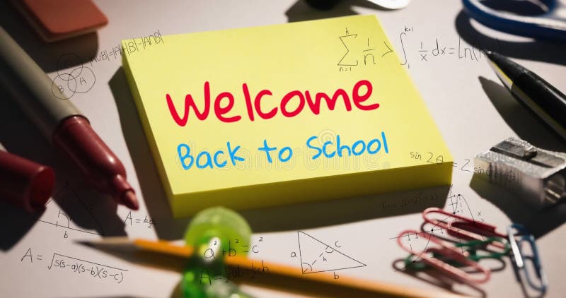 Animation des Willkommenstextes zum Schultext auf der Notiz und den Unterrichtsartikeln auf weißem Hintergrund stock video