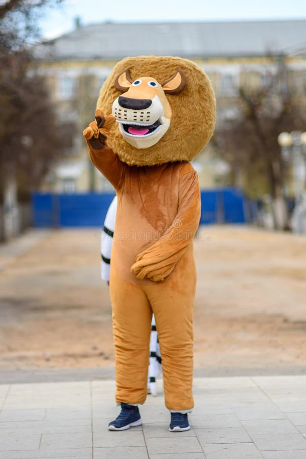 PELUCHE PUFFIES - CAESAR LE LION -TY