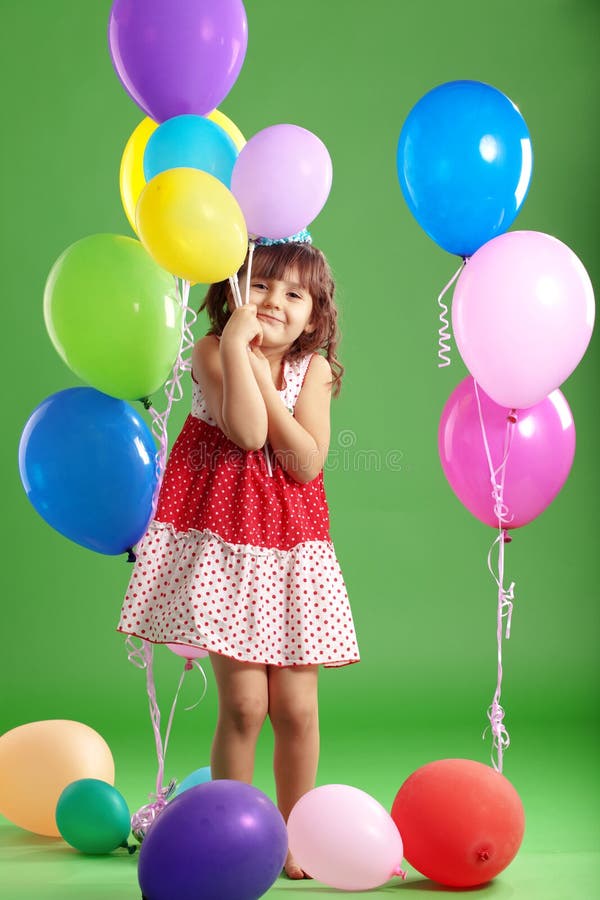 Aniversário das crianças foto de stock. Imagem de cores - 13105584