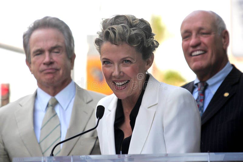 Warren Beatty and Annette Bening at the ceremony honoring Annette Bening with the 2,324th Star on the Hollywood Walk of Fame. Hollywood Boulevard, Hollywood, CA. 11-10-06. Warren Beatty and Annette Bening at the ceremony honoring Annette Bening with the 2,324th Star on the Hollywood Walk of Fame. Hollywood Boulevard, Hollywood, CA. 11-10-06