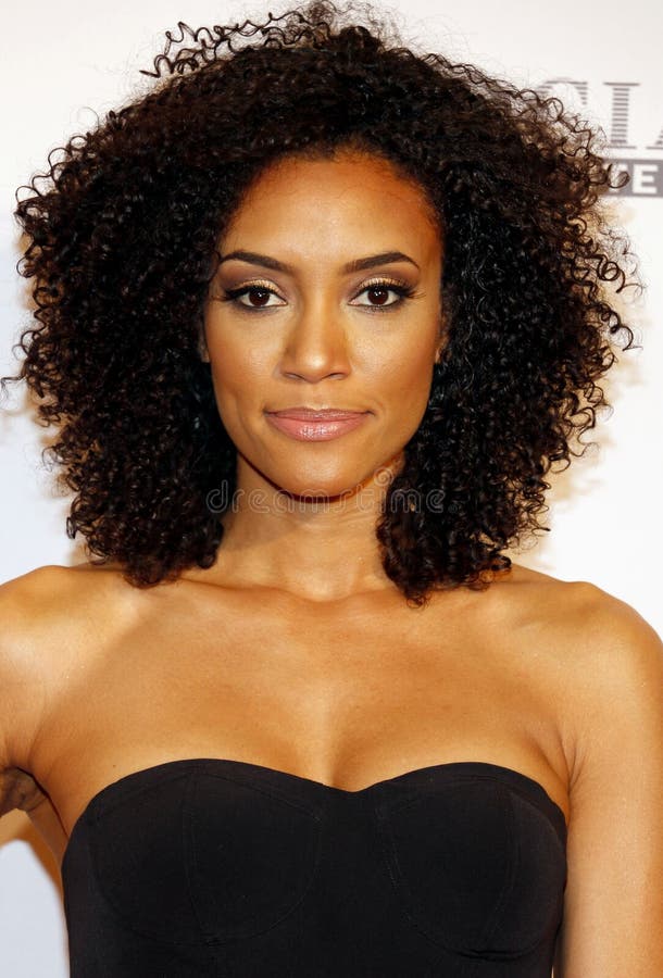 Annie Ilonzeh photo stock éditorial. Image du talent - 69972668