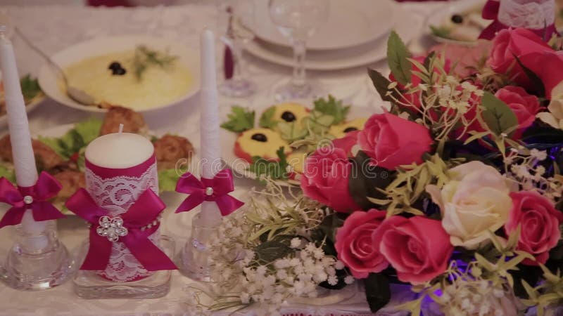 Anordnung für Blumen in einem Ort der Hochzeit