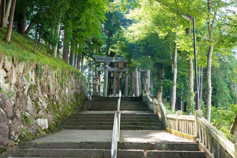 Ansatz keta Wakamiya-Schrein. eine berühmte historische Stätte im hida Gifu Japan