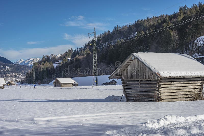 Ansicht der szenischen Winterlandschaft in den bayerischen Alpen stockfotos Ansicht der szenischen Winterlandschaft in den bayerischen Alpen stockfotos
