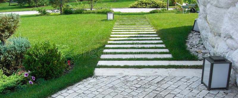 Ansicht Des Gartenplans, Zustandslandschaftsdesign Stockfoto - Bild von