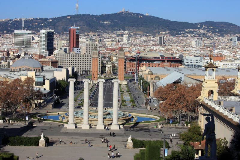 Ansicht Von Barcelona Von Oben Redaktionelles Stockfoto ...