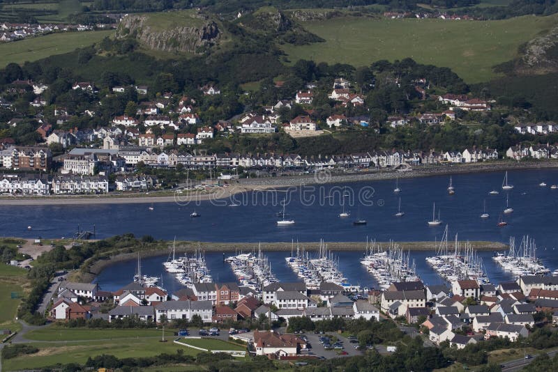 Ansicht von der Oberseite des Conwy Berges stockfotos Ansicht von der Oberseite des Conwy Berges stockfotos