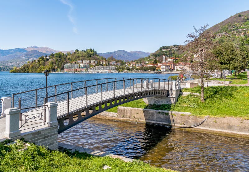 Laveno Mombello, Ist Das Tourismuskapital Des Ostufers Von See Maggiore