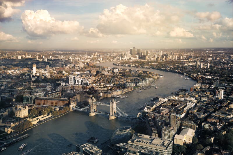 Ansicht von London-Skylinen stockbilder Ansicht von London-Skylinen stockbilder