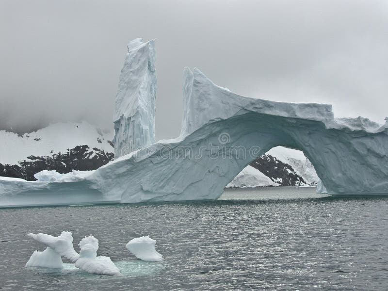Antarctica Iceberg 4