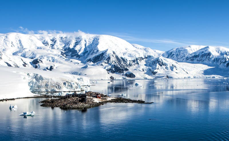 Antarctica research Chileen base station-2