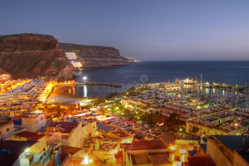 Antenna di Puerto de Mogan, Gran Canaria, Spagna fotografia stock Antenna di Puerto de Mogan, Gran Canaria, Spagna fotografia stock
