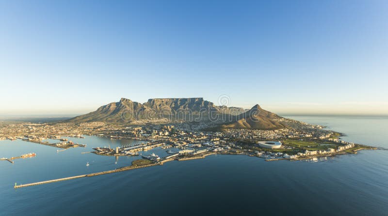 Antenne van de Lijstberg Zuid-Afrika van Kaapstad royalty-vrije stock afbeelding Antenne van de Lijstberg Zuid-Afrika van Kaapstad royalty-vrije stock afbeelding