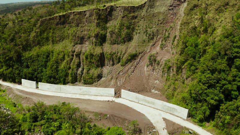 Anti-Erdrutschbetonschranke Camiguin Philippinen