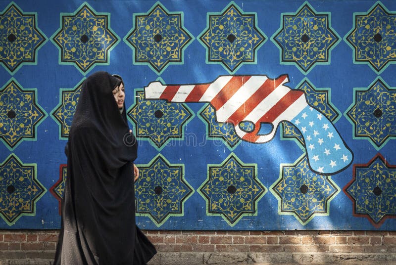 Anti peinture murale américaine de propagande sur la rue Iran de Téhéran image libre de droits Anti peinture murale américaine de propagande sur la rue Iran de Téhéran image libre de droits
