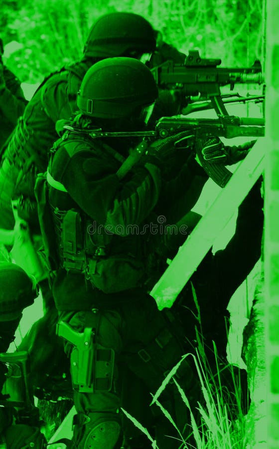 anti polisindelning i underavdelningarterrorist arkivbilder anti polisindelning i underavdelningarterrorist arkivbilder