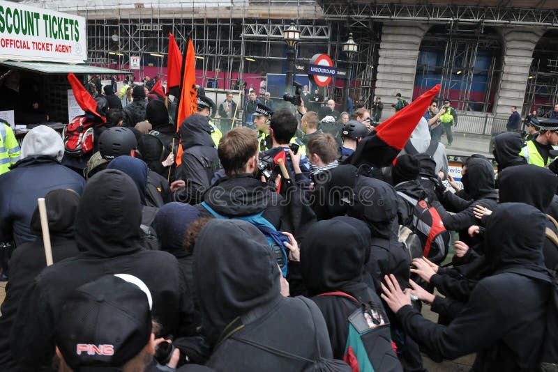 anti протест london отрезоков стоковое изображение anti протест london отрезоков стоковое изображение