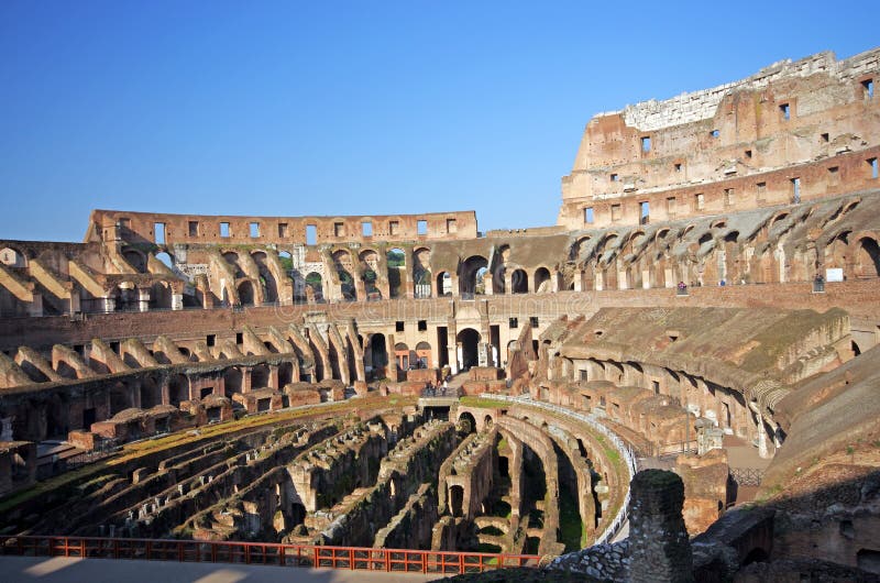 antic θέατρο colosseo στοκ εικόνα antic θέατρο colosseo στοκ εικόνα