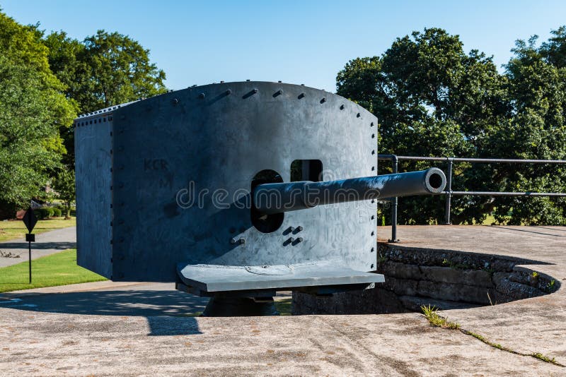 Antiek endicott-Era Snelle Brandkanon bij Fort Monroe stock fotografie Antiek endicott-Era Snelle Brandkanon bij Fort Monroe stock fotografie
