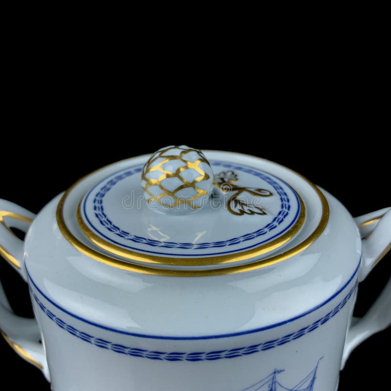 Antigo Jogo De Chá De Porcelana Azul Britânico. Foto de Stock