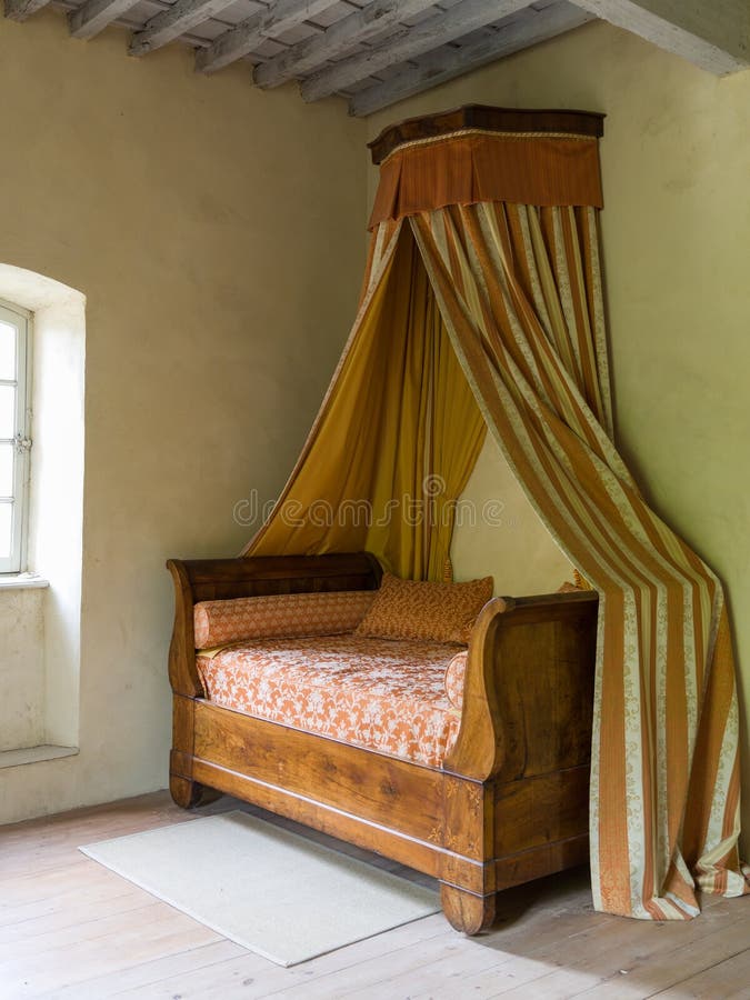 Antika Franska Sängar