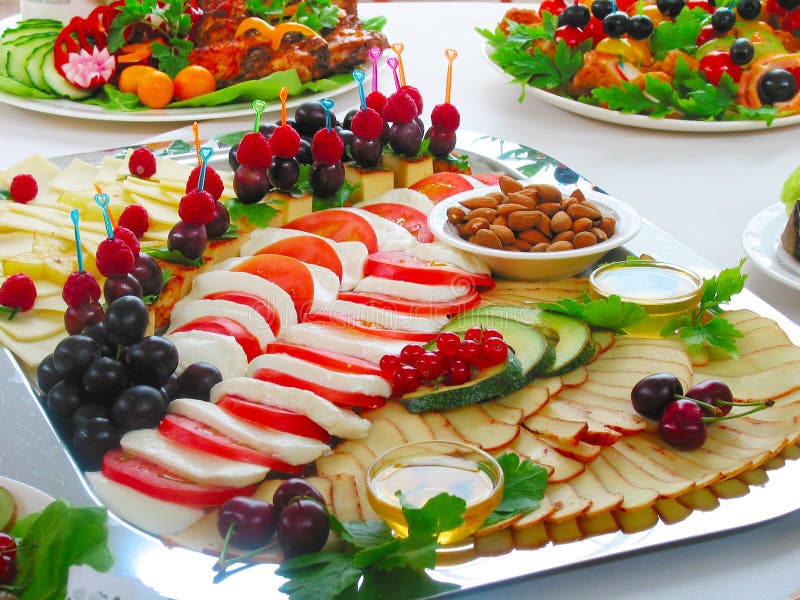 Antipasti freddi immagine stock. Immagine di fresco, buffet 21667355