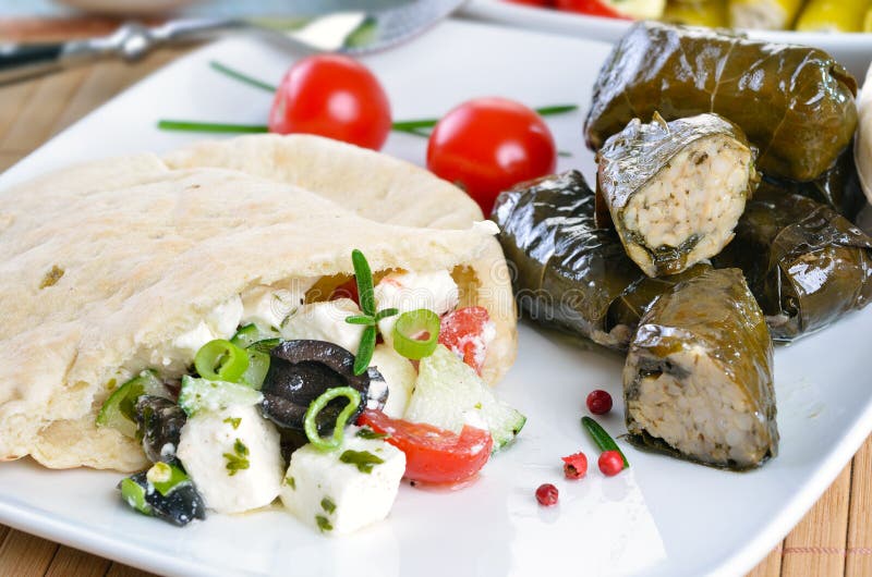 Antipasti greci immagine stock. Immagine di pane, erba 20778865