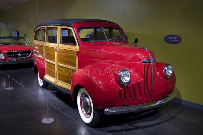 Antique cars in America`s car museum