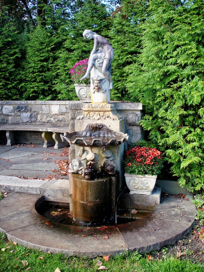 Antique Fountain In Nj Botanical Garden Stock Image Image Of