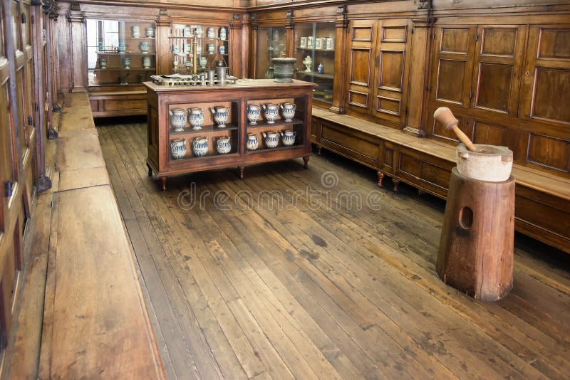 Antique pharmacy laboratory royalty free stock photography Antique pharmacy laboratory royalty free stock photography