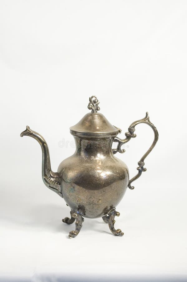 https://thumbs.dreamstime.com/b/antique-silver-tea-pot-very-formal-ornate-50393182.jpg