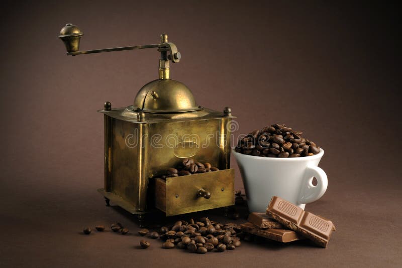 Antiquity coffee machine