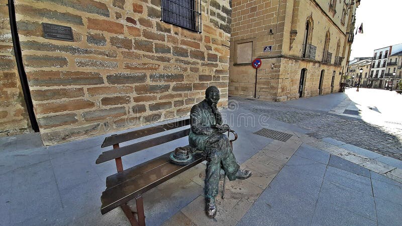Antonio machado sculture. baeza. arkivbild