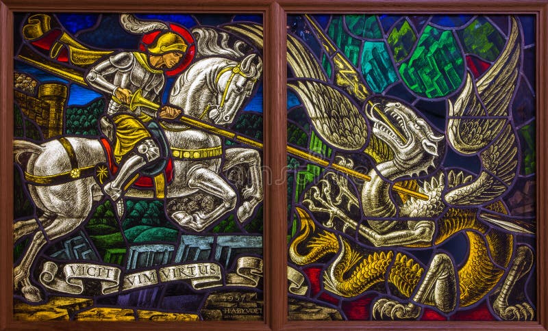 Anversa - vetro del duello della st Georeg con il diavolo nella chiesa di St George o di Joriskerk